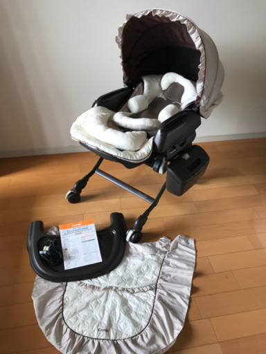 【近隣お届け可】コンビ ネムリラ オートスウィング プレミアムダッコプラス エッグショック