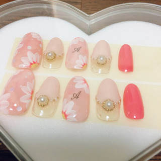 【値下げしました！】つけ爪 結婚式とかにオススメです☆°｡⋆⸜(...