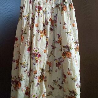 ロングスカート(２)【取引中】