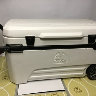 【取引終了しました】★美品　大型クーラーボックス　イグルー　IGLOO 110QT Glide ホワイト　104 キャスター付き★