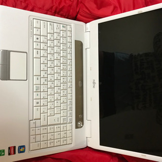 富士通ノートパソコン　ジャンク品