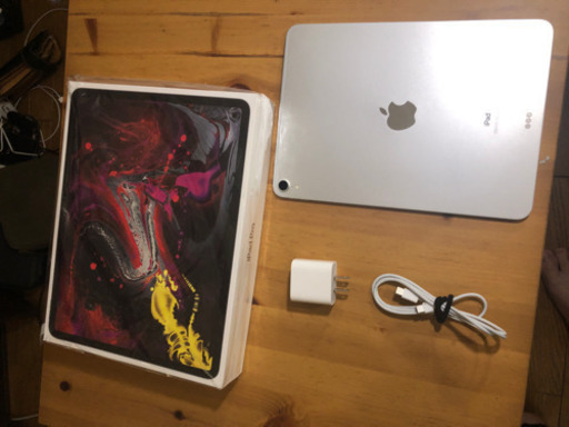 iPad Pro 256gb wifi 第3世代、ほぼ新品　お買い得！is528