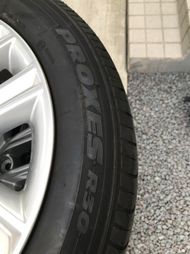 215/55R17夏タイヤ4本！※ホイールは付きません！