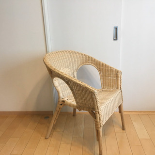 籐のイスの画像