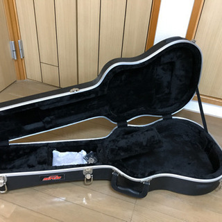 ミニアコースティックギター　ハードケースの画像