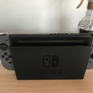 任天堂Switch(黒)本体+メモリ(64GB)+12ヶ月オンラインカード+ソフト(スプラトゥーン2)