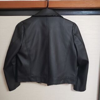 美品👀ライダースジャケット→(GU)サイズ130の画像