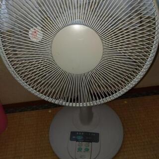 日立 扇風機 リモコン付の画像
