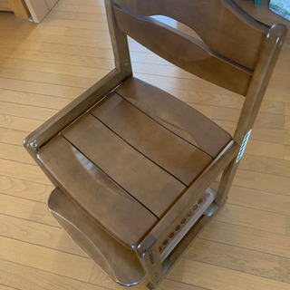 チトセの学習椅子　