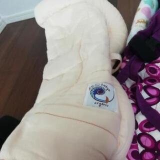 エルゴErgo抱っこひもインサート付きの画像