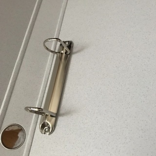 リングファイル6つ の画像