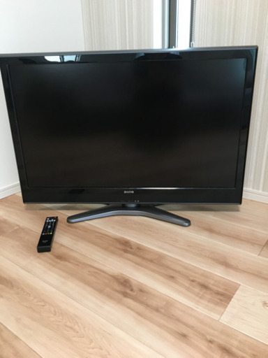 42インチ液晶テレビ
