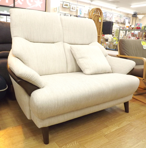 ニトリ 2人掛けソファ ハイバック ホワイト系 布 白 幅:127cm 札幌 西岡店