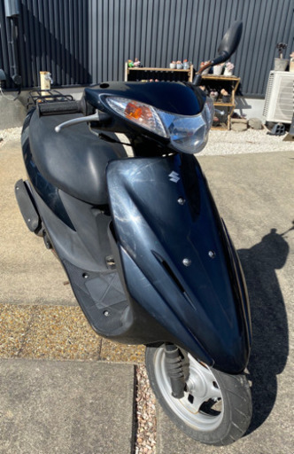 スズキのアドレス50になります。