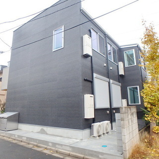 🉐初期費用８万円🙂築浅BT別デザイナーズ🏠新宿へ直通37分の東大...
