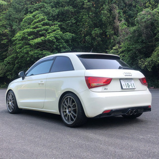 アウディ　A1  カスタム　車検付きの画像