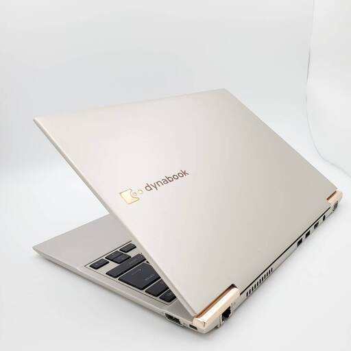 東芝 Corei7 メモリ8GB SSD256GB ノートパソコン