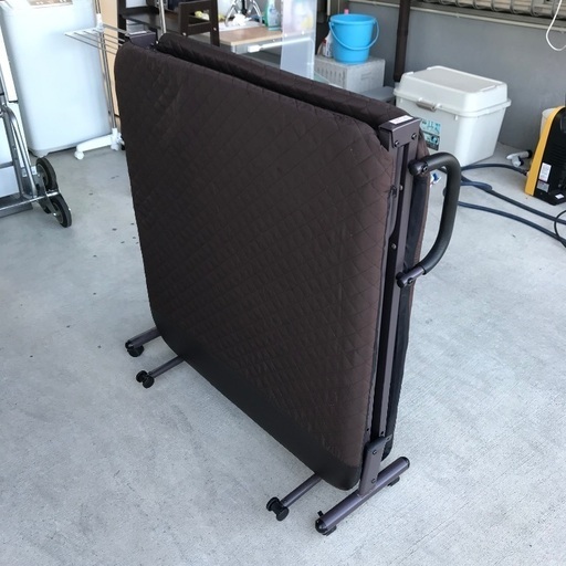 折りたたみシングルベッド