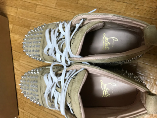 ルブタンシューズ