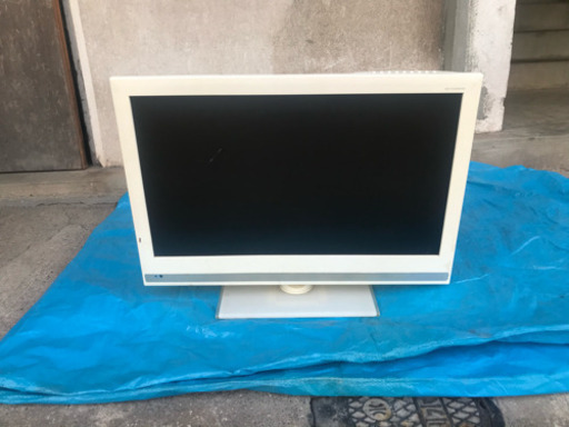 24インチ液晶テレビ