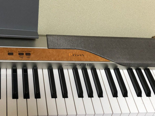 カシオ　電子ピアノ　PX-110