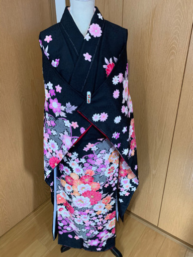 極上　振袖　花尽くし　黒地　金彩