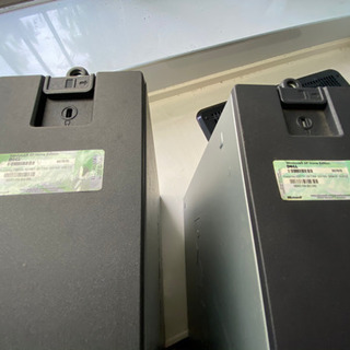 デスクトップパソコン3つまとめての画像