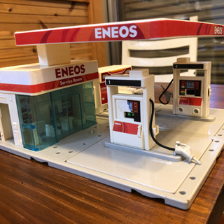 ⭐️トミカ　ENEOSガソリンスタンド&トミカ峠