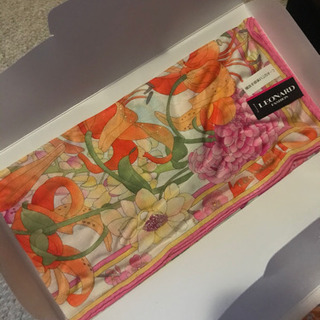 LEONARD レオナール　ハンカチーフ⭐︎お値下げしましまの画像