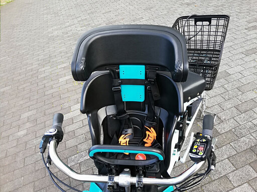 【美品・使用感小・NGKフロントチャイルドシート・大型リアバスケット付属】丸石サイクルふらっか～ずココッティアシスト水色 2019年モ
