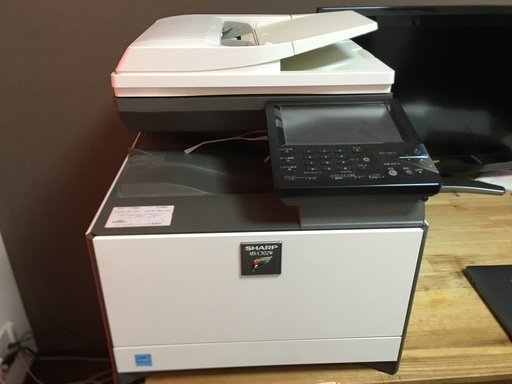 フルカラー複合機（プリンター、スキャナー等）シャープ  MX-C302W