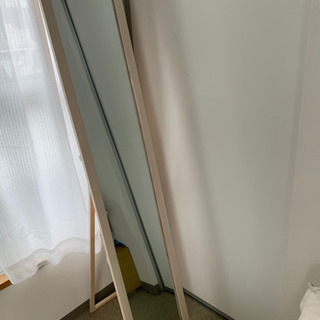 ニトリの姿見です