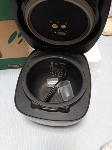 [値引き]炊飯器　タイガー魔法瓶　炊きたて JPB-G181-KA