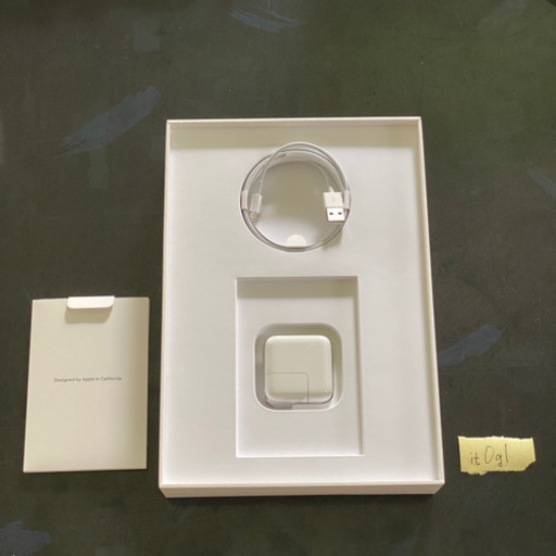 【超美品】iPad 7  wifi 32GB ゴールド 