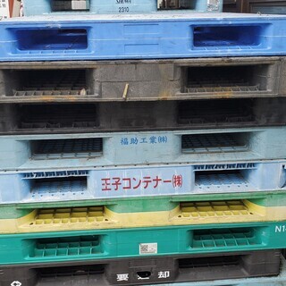 廃パレット1100×1400の画像