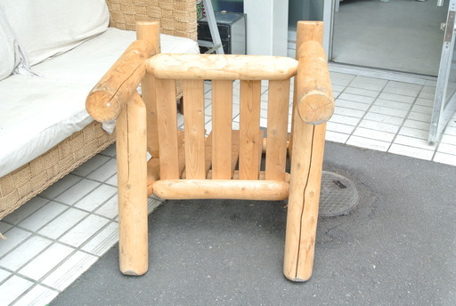 made in  カナダ製の木製チェア お庭やコテージやログハウスなどに♪