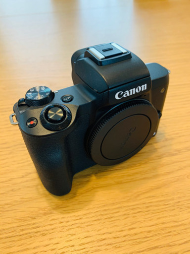 ミラーレス一眼レフ　CanonEosKissM