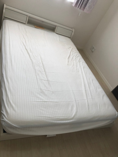 【美品！】ダブルベッド　フラップ扉フロアベッドフレーム