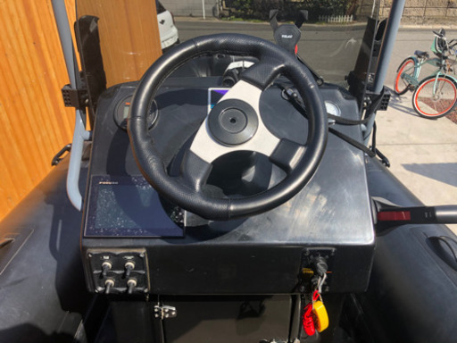 新艇インフレーター RIBボート520(17ft) 新品ヤマハ70馬力　GPS魚探、トレーラー付き