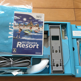 受付終了しました。Wii本体とwiiスポーツリゾートセットの画像