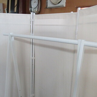 J1197ハンガーラック/衣類収納/ホワイト/ナチュラル/中古品/の画像