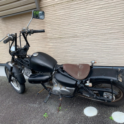 道路を走っていて、原付が遅くて後ろの車が気になりませんか？((商談中))