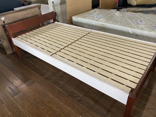 シングルベッド　スノコタイプ　2980円出ましたけど＼(^o^)／