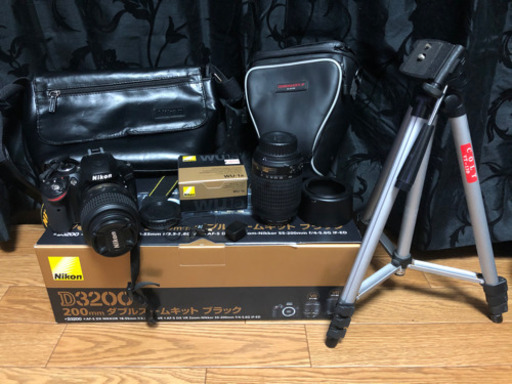 Nikon D3200 ダブルズームキット BLACK  とその他