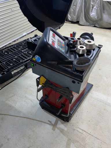 ホイール　バランサー　タイヤ、自動車　整備　工具
