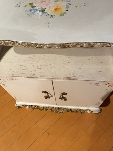 ✨インテリアハウス✨⚜️自宅を華やかに⚜️姫系/ロココ調 キャビネット?猫脚??無料配送?