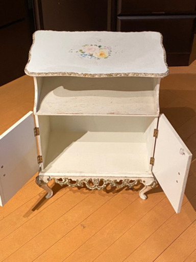 ✨インテリアハウス✨⚜️自宅を華やかに⚜️姫系/ロココ調 キャビネット?猫脚??無料配送?