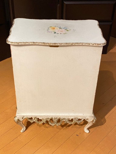 ✨インテリアハウス✨⚜️自宅を華やかに⚜️姫系/ロココ調 キャビネット?猫脚??無料配送?