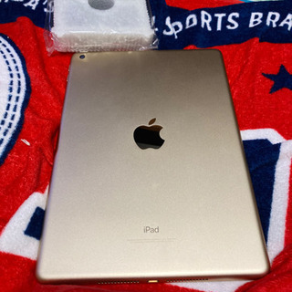 受け渡し完了、iPad９.7インチ、32GB、wifiモデル、本体のみ