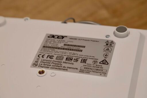 【美品】Acer フルHDプロジェクター H6502BD (3400ルーメン、3D対応)